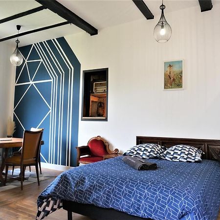 Gite Du Tourneur Studio Au Coeur De Saint Cirq Εξωτερικό φωτογραφία
