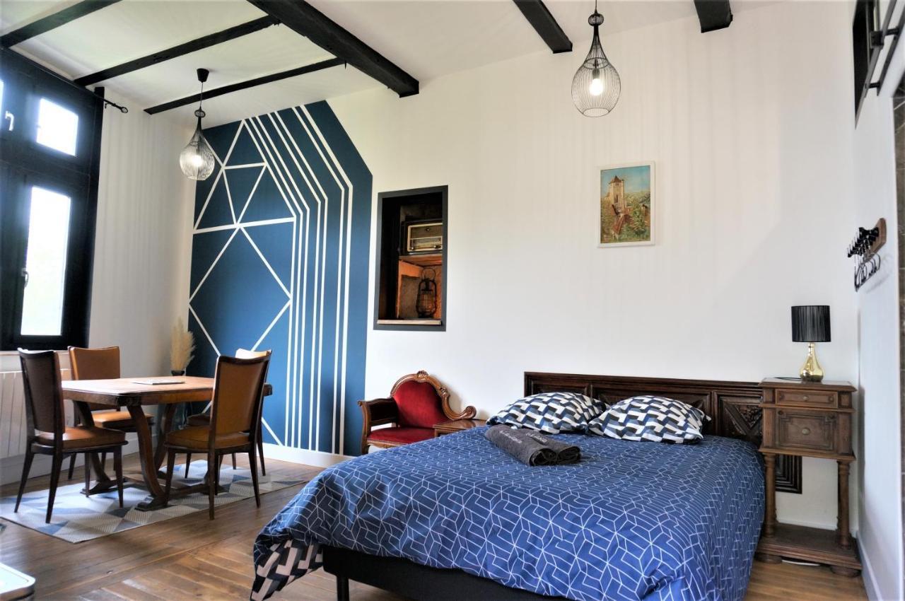 Gite Du Tourneur Studio Au Coeur De Saint Cirq Εξωτερικό φωτογραφία